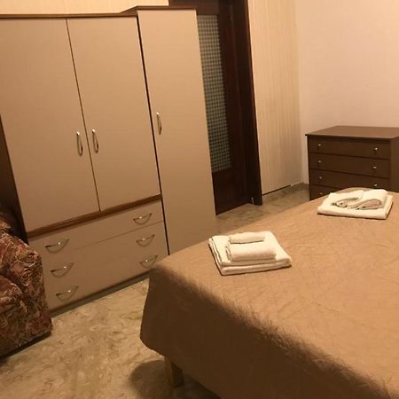Comodo Mini Appartamento Cinisi Extérieur photo