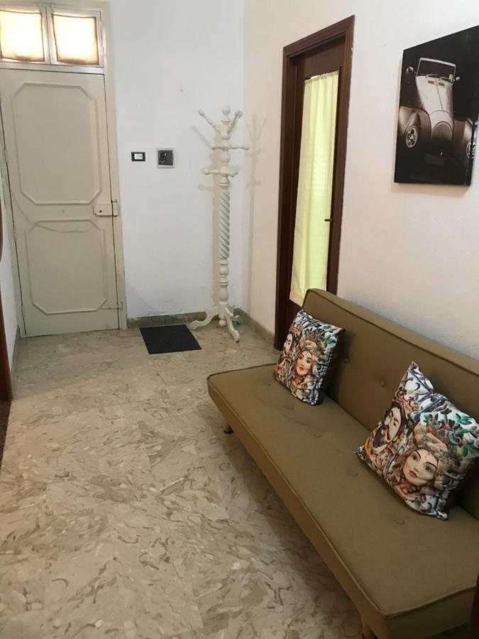 Comodo Mini Appartamento Cinisi Extérieur photo